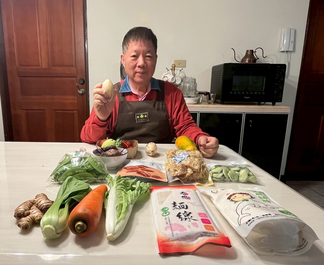 【食譜分享】獨家蔬食麵線披薩